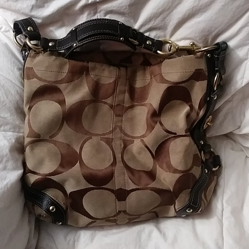 Purse - Picture 3 of 4
